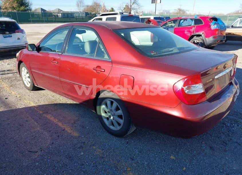 Photo 3 of 2002 Toyota Camry XLE V6 (VIN 4T1BF30K32U013052)