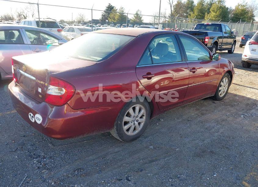 Photo 4 of 2002 Toyota Camry XLE V6 (VIN 4T1BF30K32U013052)