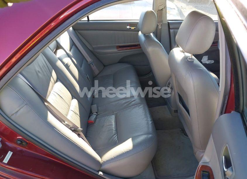 Photo 8 of 2002 Toyota Camry XLE V6 (VIN 4T1BF30K32U013052)