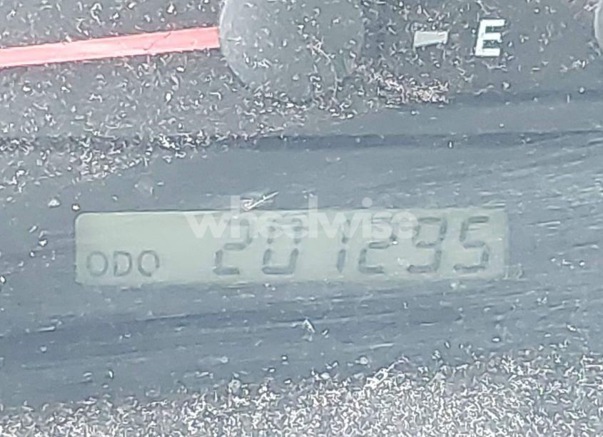 Photo 12 of 2002 Toyota Camry XLE V6 (VIN 4T1BF30K32U028098)