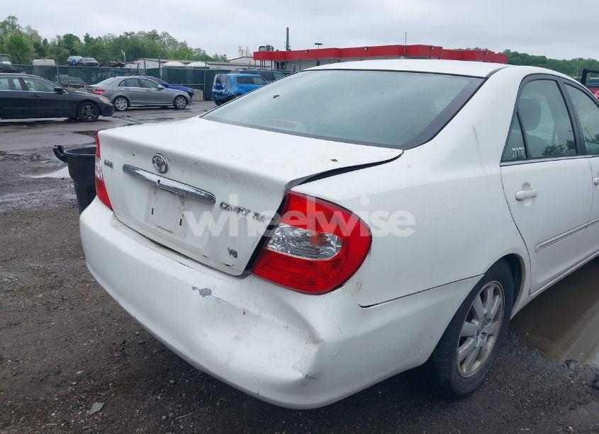 Photo 13 of 2002 Toyota Camry XLE V6 (VIN 4T1BF30K32U028098)