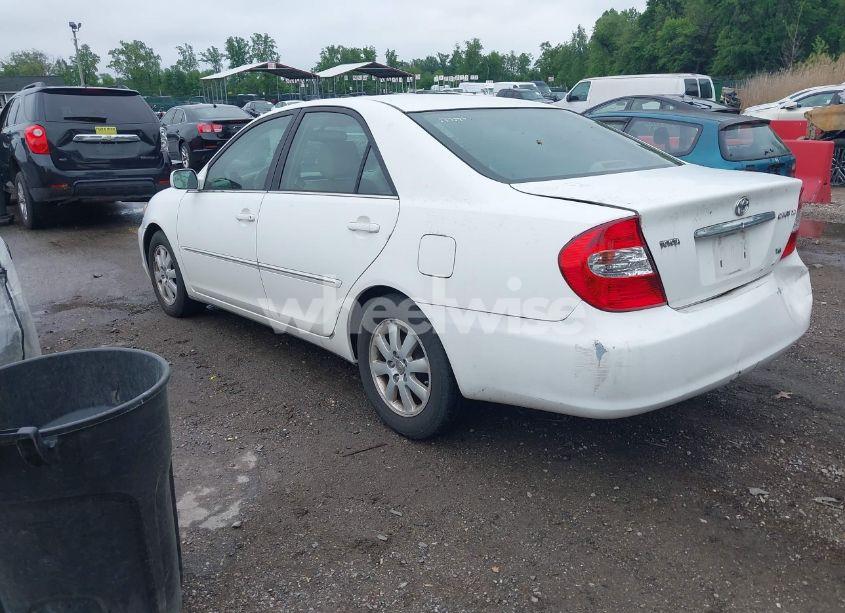Photo 3 of 2002 Toyota Camry XLE V6 (VIN 4T1BF30K32U028098)