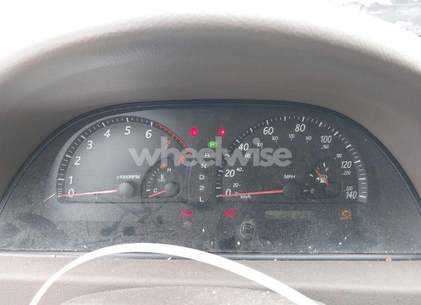 Photo 7 of 2002 Toyota Camry XLE V6 (VIN 4T1BF30K32U028098)