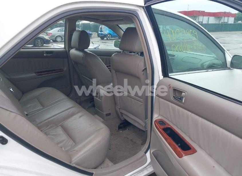 Photo 8 of 2002 Toyota Camry XLE V6 (VIN 4T1BF30K32U028098)