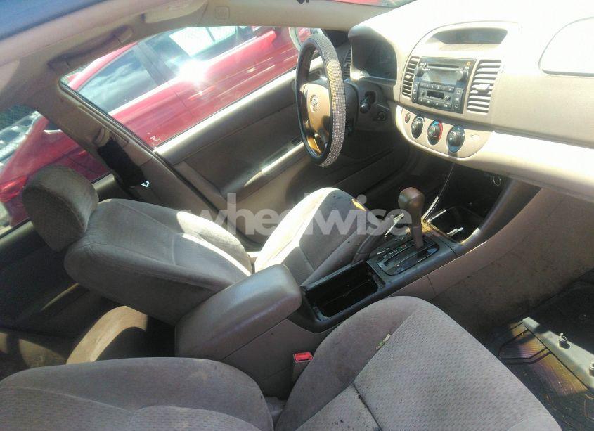 Photo 5 of 2002 Toyota Camry LE V6/SE V6/XLE V6 (VIN 4T1BF30K32U517326)