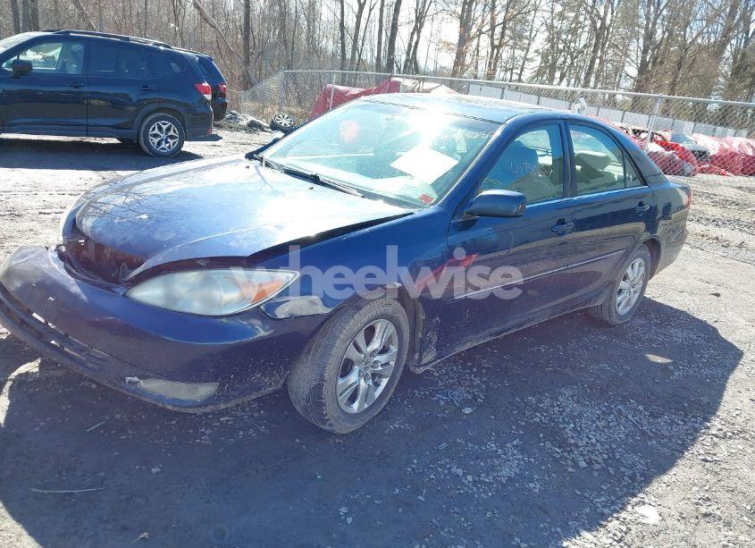 Photo 2 of 2004 Toyota Camry XLE V6 (VIN 4T1BF30K34U078681)