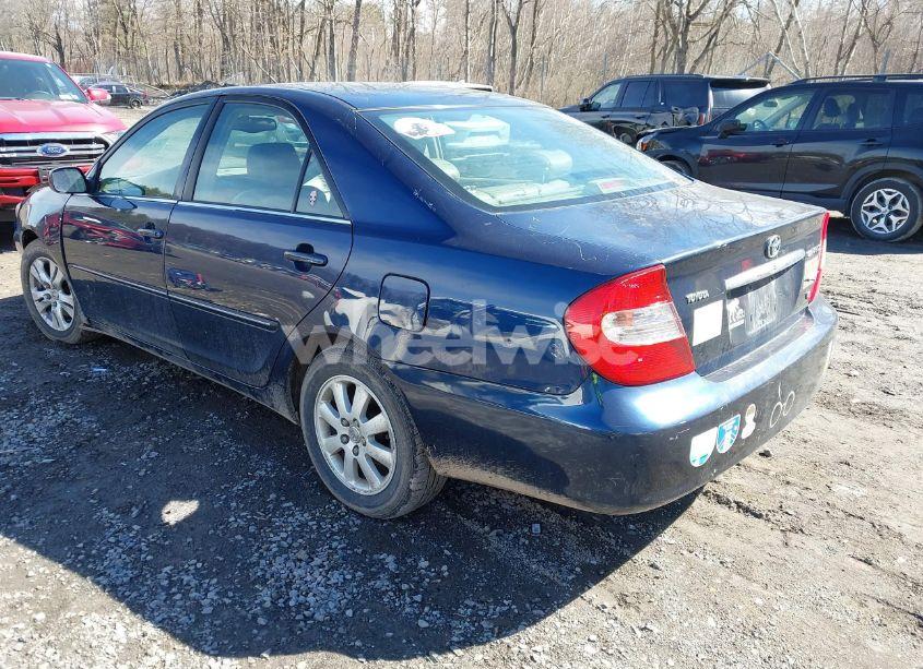 Photo 3 of 2004 Toyota Camry XLE V6 (VIN 4T1BF30K34U078681)