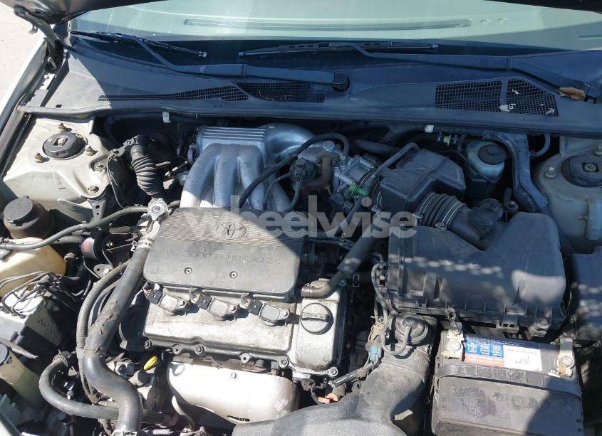 Photo 10 of 2002 Toyota Camry LE V6 (VIN 4T1BF30K42U026943)