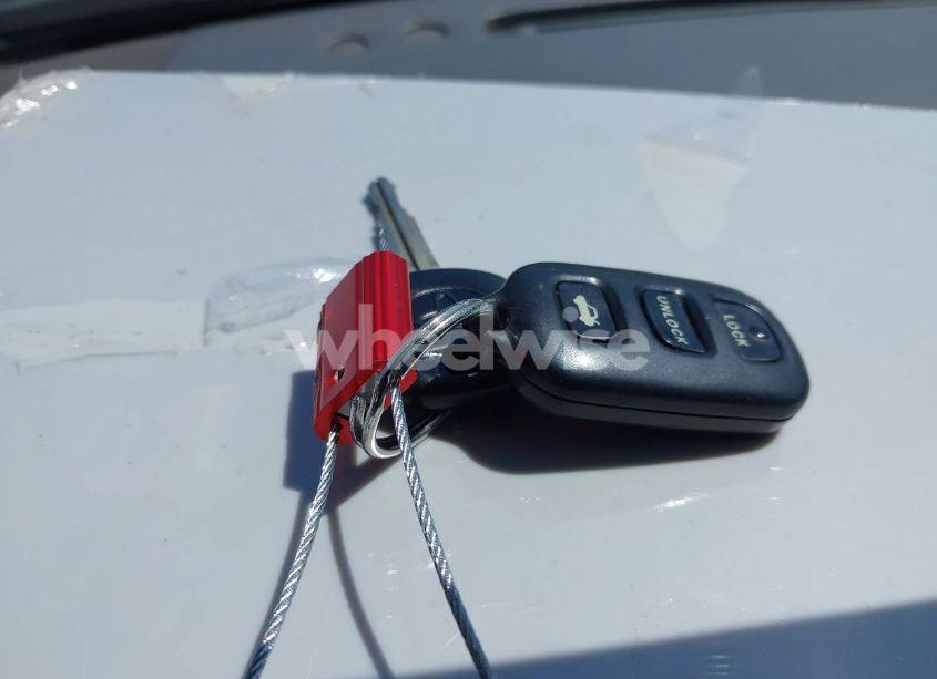 Photo 11 of 2002 Toyota Camry LE V6 (VIN 4T1BF30K42U026943)