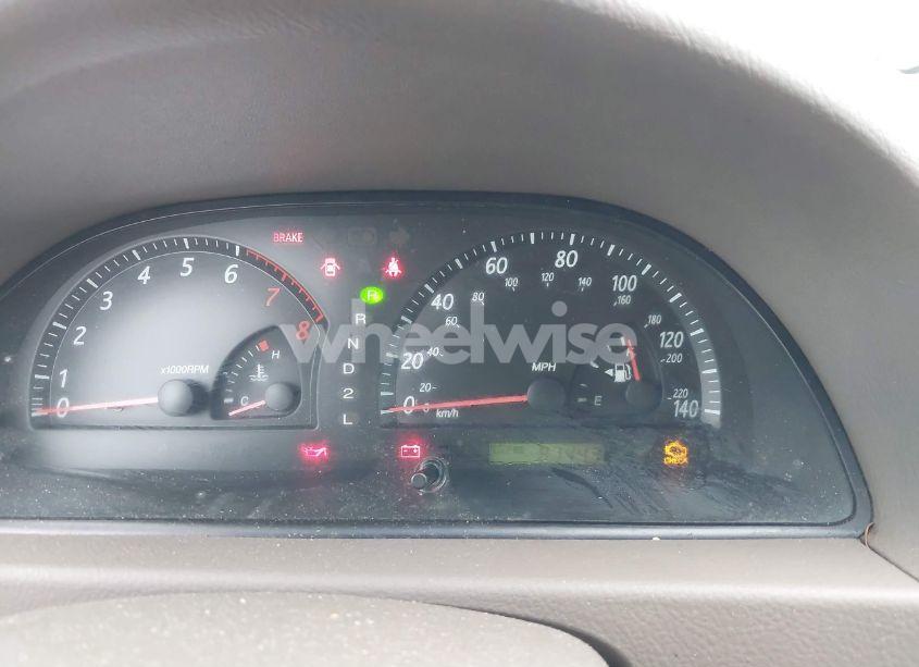 Photo 7 of 2002 Toyota Camry LE V6 (VIN 4T1BF30K42U507761)