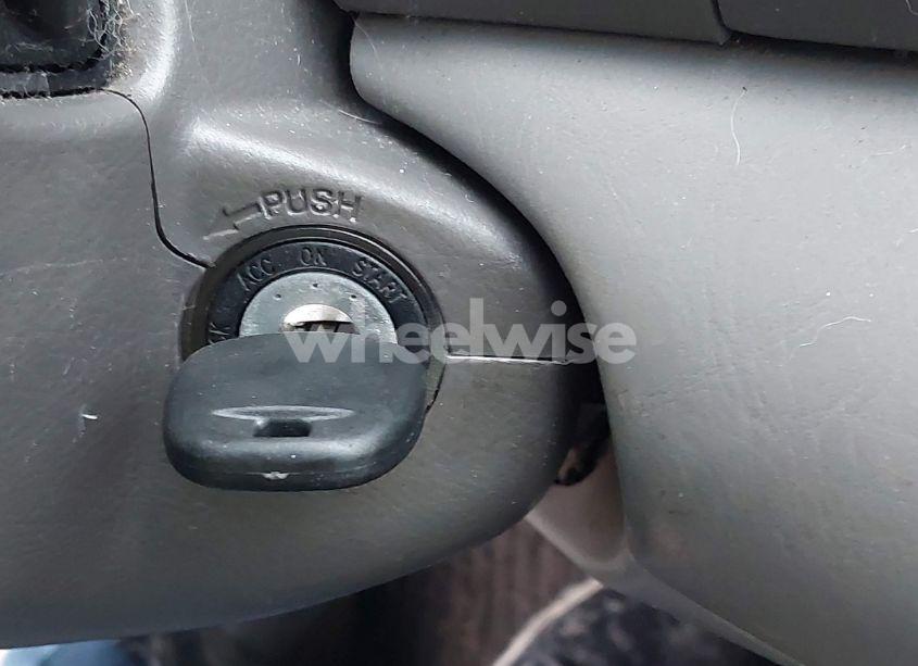 Photo 11 of 2003 Toyota Camry XLE V6 (VIN 4T1BF30K43U054341)