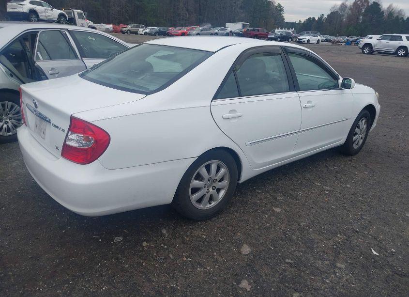 Photo 4 of 2004 Toyota Camry XLE V6 (VIN 4T1BF30K44U068788)