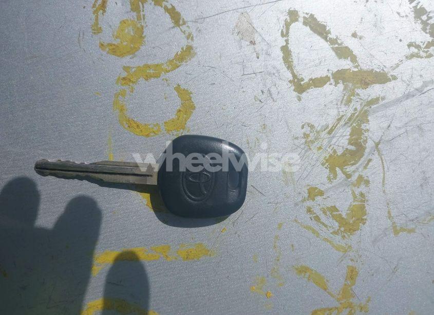 Photo 11 of 2004 Toyota Camry LE V6 (VIN 4T1BF30K44U585427)