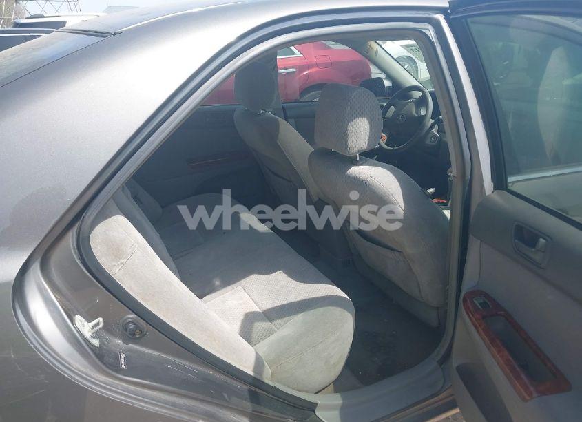 Photo 8 of 2004 Toyota Camry LE V6 (VIN 4T1BF30K44U585427)