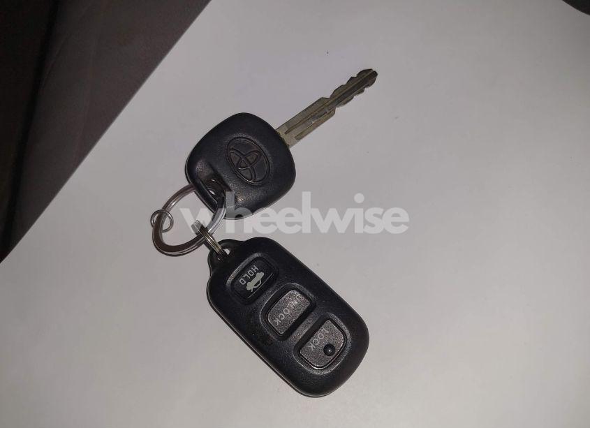 Photo 11 of 2005 Toyota Camry XLE V6 (VIN 4T1BF30K45U108823)