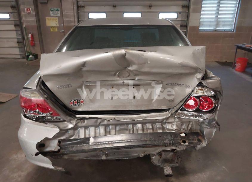 Photo 16 of 2005 Toyota Camry XLE V6 (VIN 4T1BF30K45U108823)