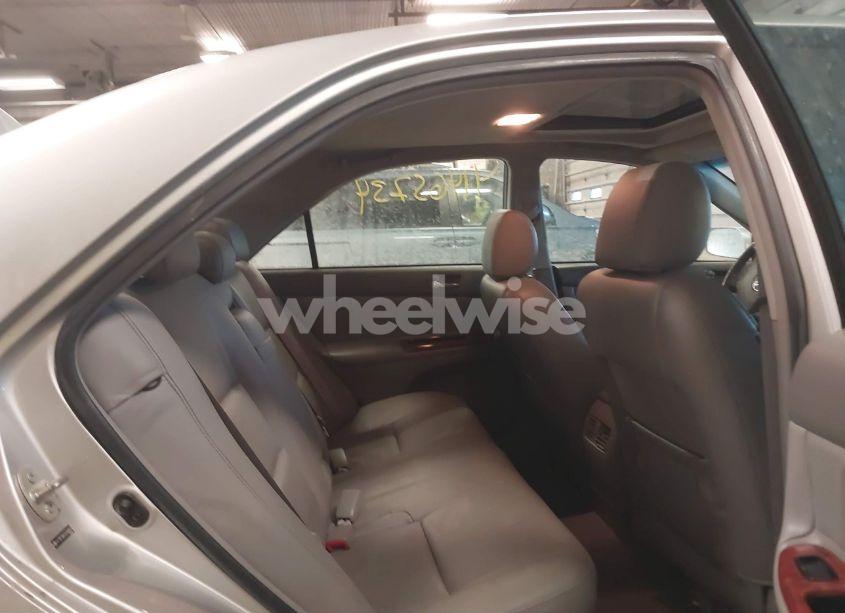 Photo 8 of 2005 Toyota Camry XLE V6 (VIN 4T1BF30K45U108823)