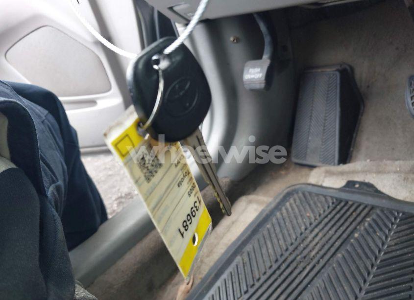 Photo 11 of 2005 Toyota Camry XLE V6 (VIN 4T1BF30K45U607301)