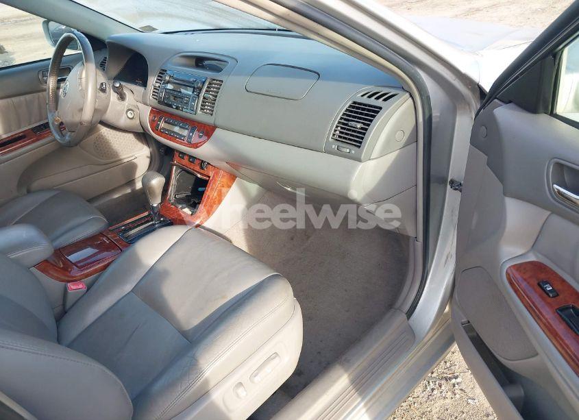 Photo 5 of 2006 Toyota Camry XLE V6 (VIN 4T1BF30K46U112775)