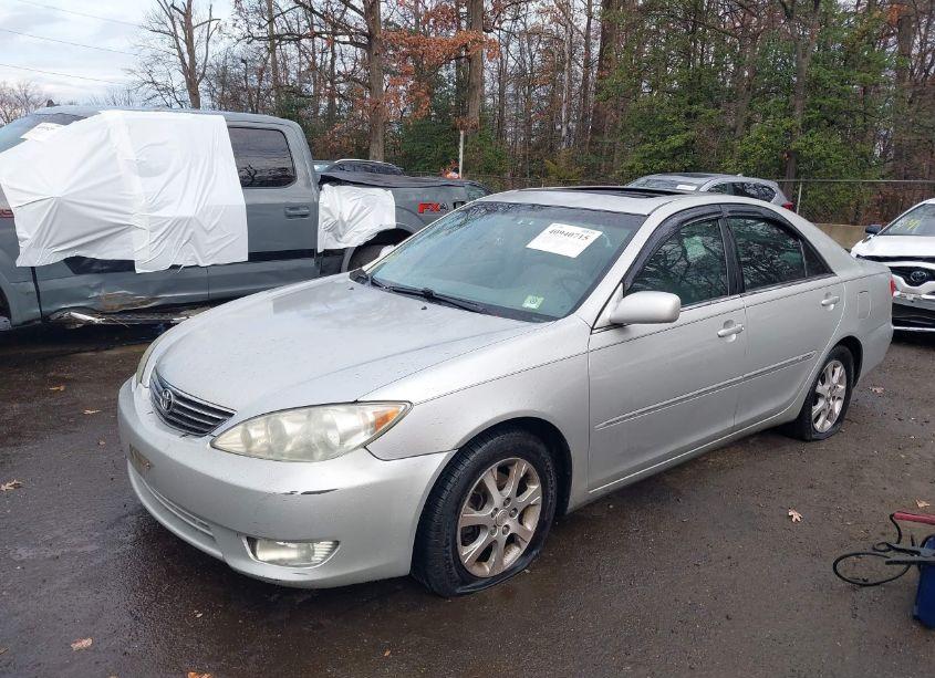 Photo 2 of 2006 Toyota Camry XLE V6 (VIN 4T1BF30K46U119595)