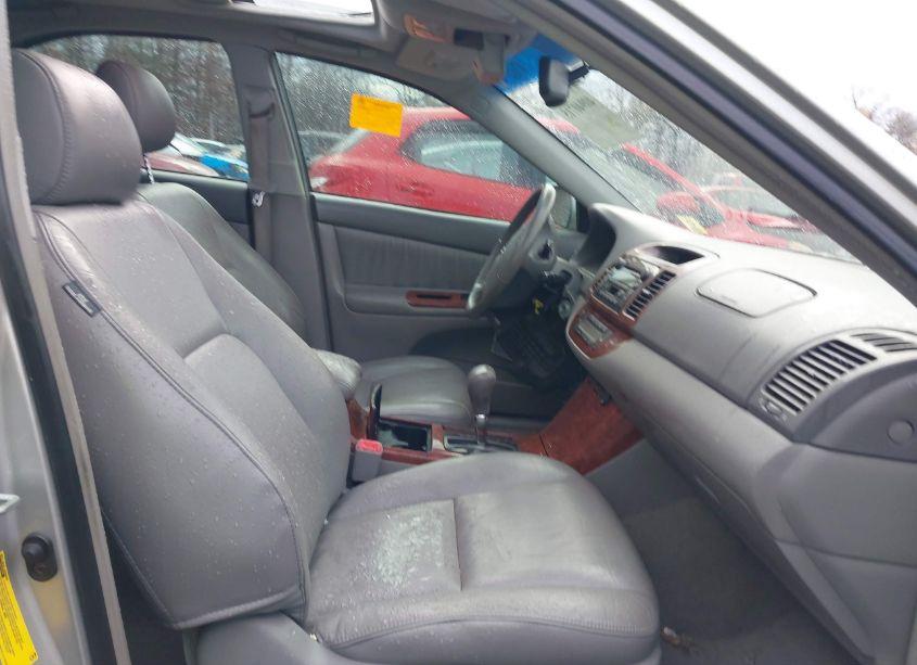 Photo 5 of 2006 Toyota Camry XLE V6 (VIN 4T1BF30K46U119595)