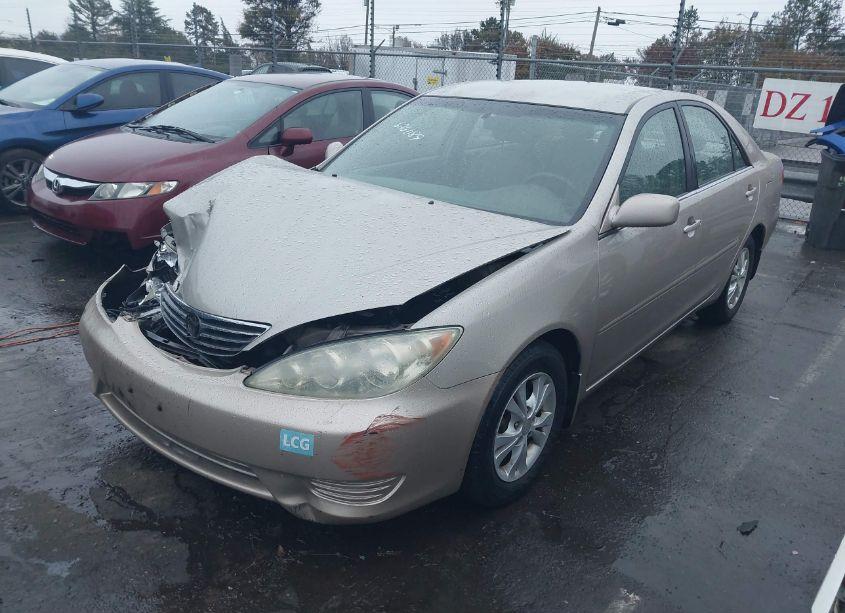 Photo 2 of 2006 Toyota Camry LE V6 (VIN 4T1BF30K46U626089)