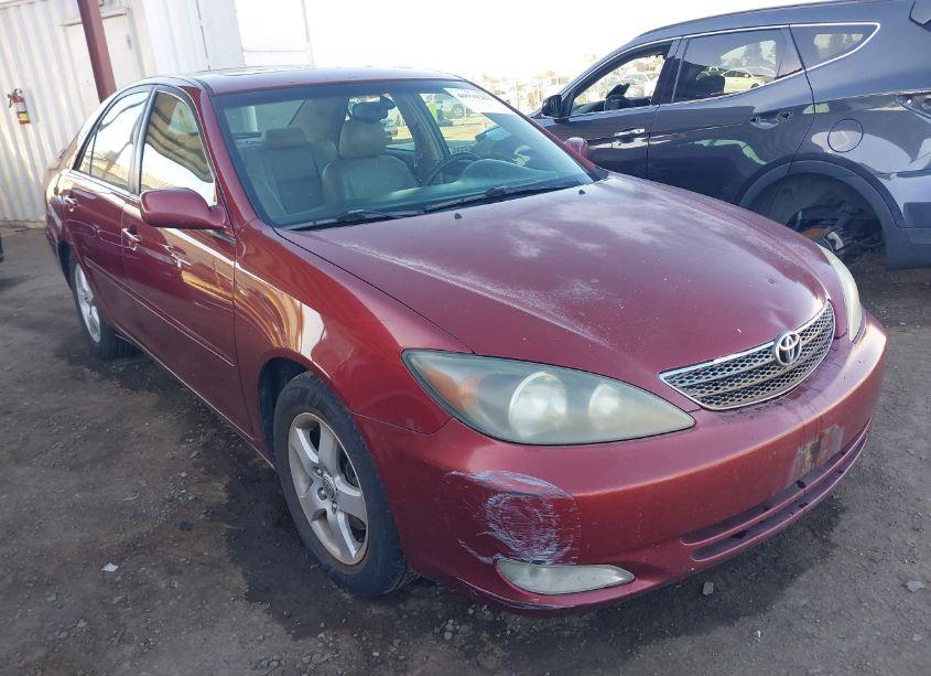 2002 Toyota Camry SE V6 (VIN 4T1BF30K52U013764) main photo