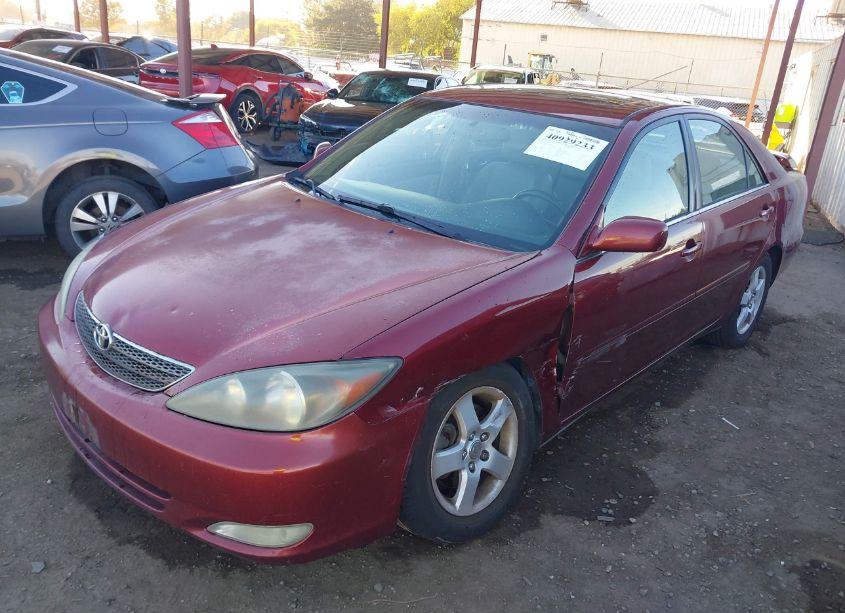 Photo 2 of 2002 Toyota Camry SE V6 (VIN 4T1BF30K52U013764)