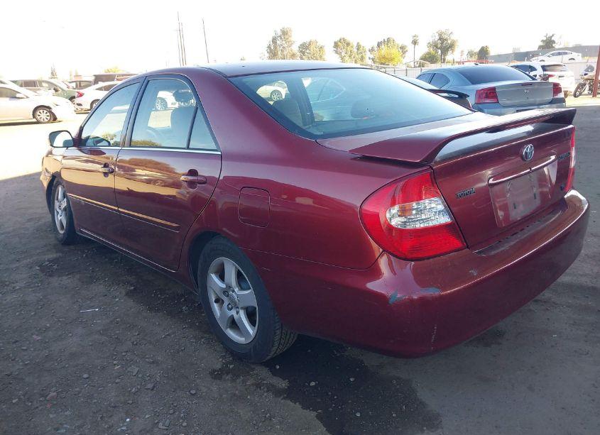 Photo 3 of 2002 Toyota Camry SE V6 (VIN 4T1BF30K52U013764)
