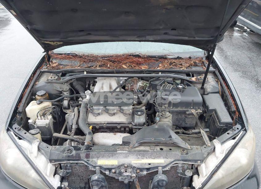 Photo 10 of 2002 Toyota Camry LE V6/SE V6/XLE V6 (VIN 4T1BF30K52U014154)