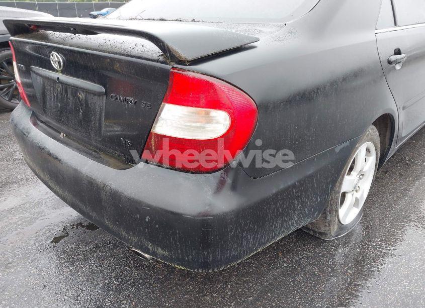 Photo 14 of 2002 Toyota Camry LE V6/SE V6/XLE V6 (VIN 4T1BF30K52U014154)