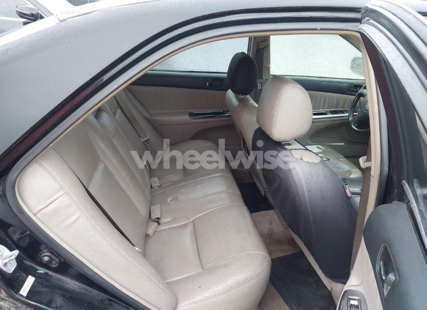 Photo 8 of 2002 Toyota Camry LE V6/SE V6/XLE V6 (VIN 4T1BF30K52U014154)