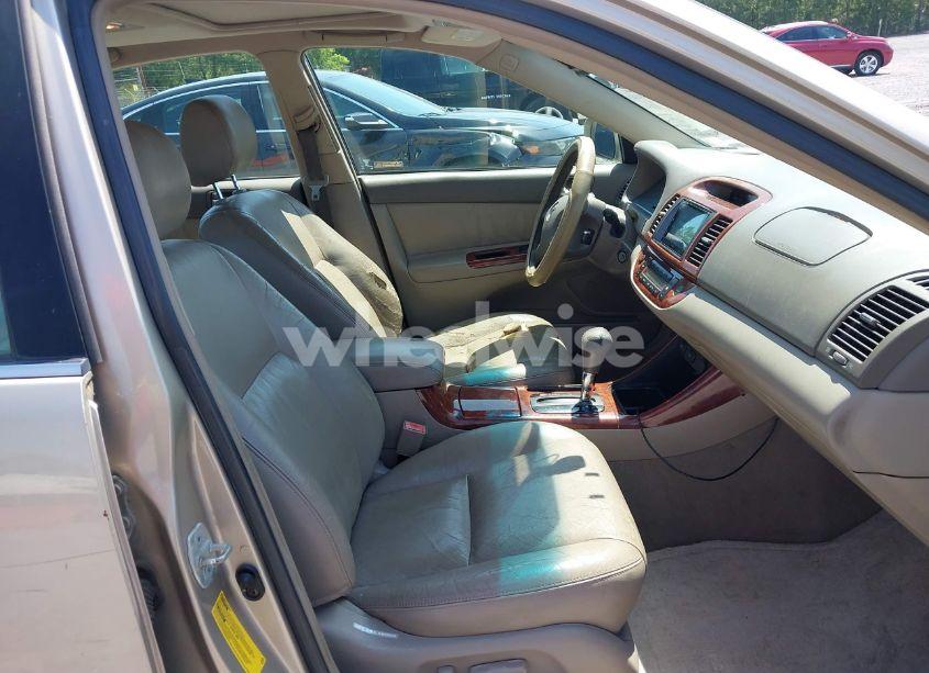 Photo 5 of 2003 Toyota Camry XLE V6 (VIN 4T1BF30K53U043266)