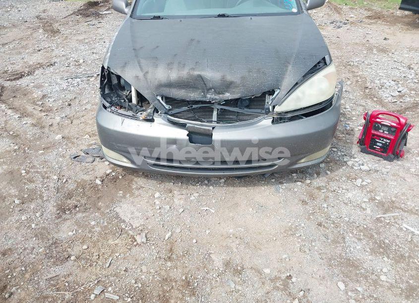 Photo 6 of 2003 Toyota Camry XLE V6 (VIN 4T1BF30K53U555156)