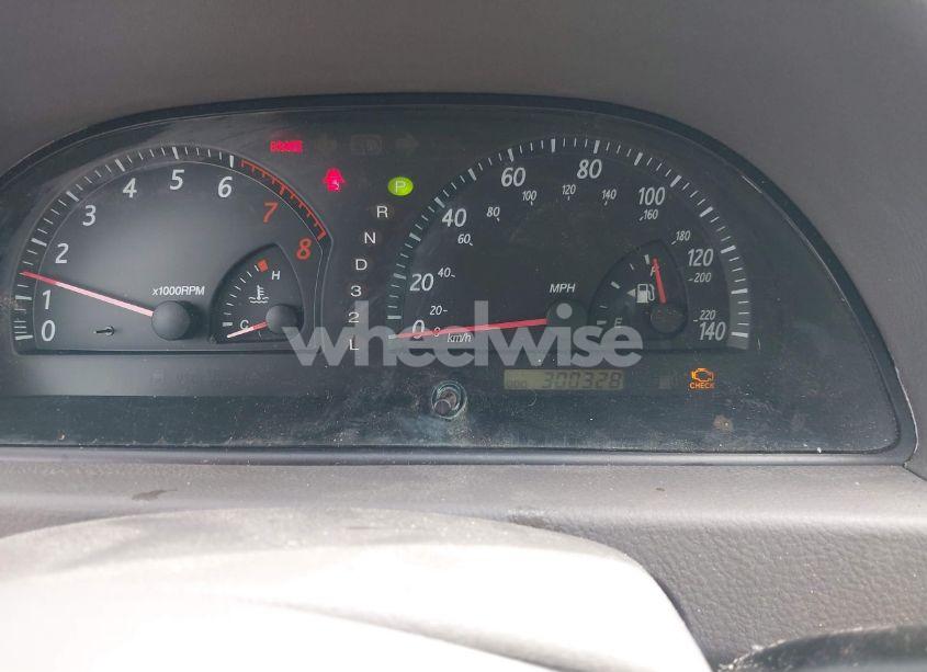 Photo 7 of 2003 Toyota Camry XLE V6 (VIN 4T1BF30K53U555156)