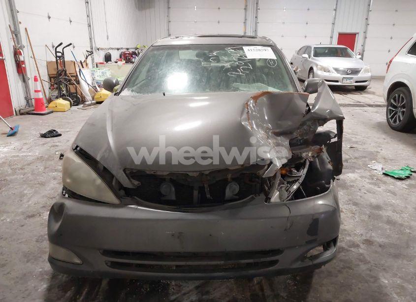 Photo 12 of 2004 Toyota Camry XLE V6 (VIN 4T1BF30K54U578096)