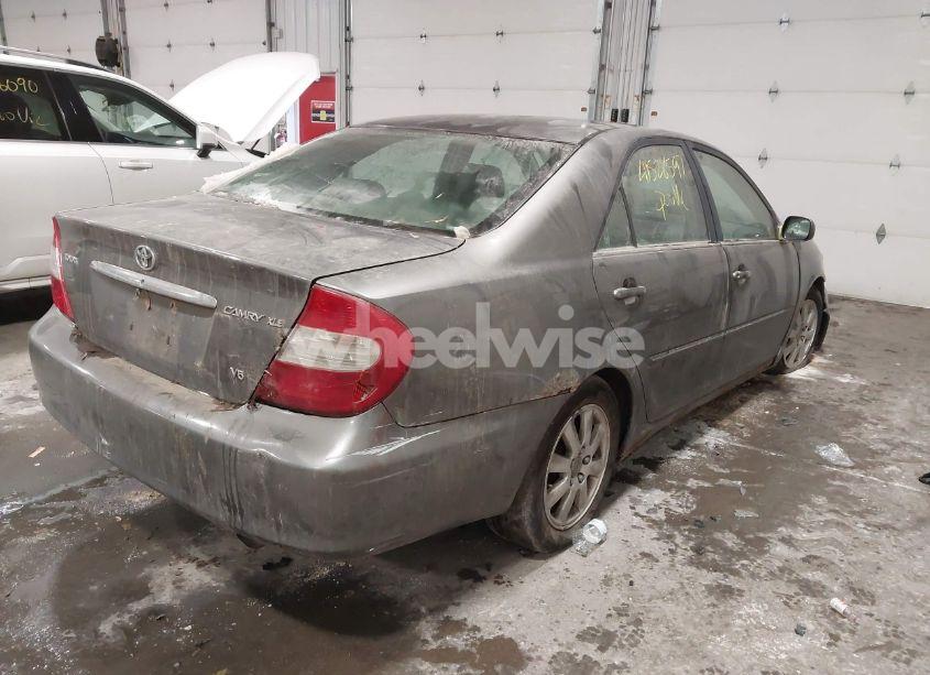 Photo 4 of 2004 Toyota Camry XLE V6 (VIN 4T1BF30K54U578096)