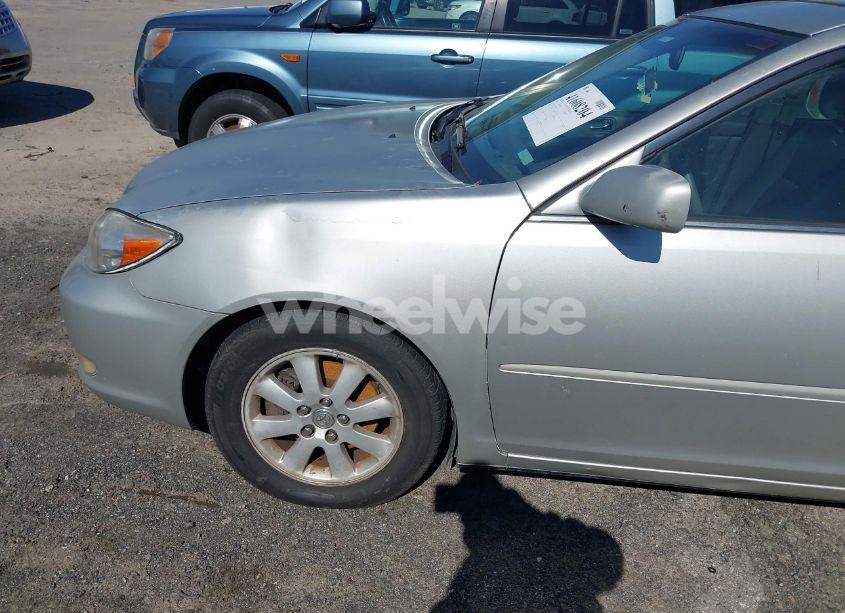 Photo 6 of 2004 Toyota Camry XLE V6 (VIN 4T1BF30K54U579202)