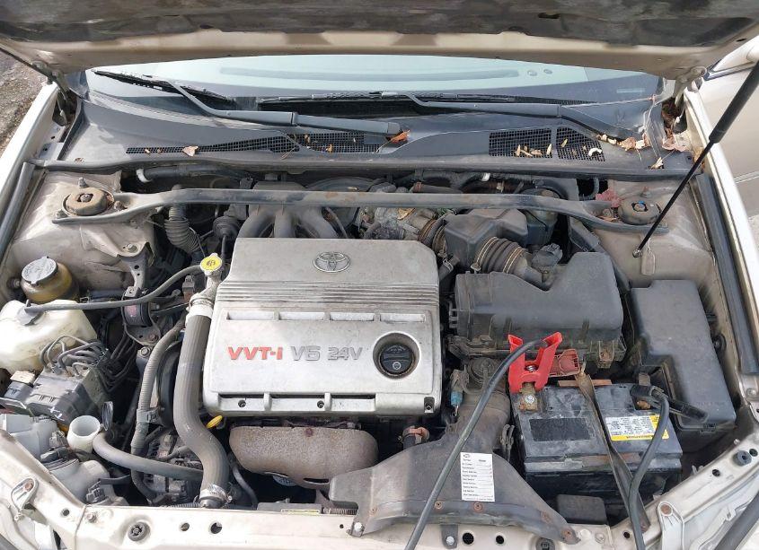 Photo 10 of 2005 Toyota Camry XLE V6 (VIN 4T1BF30K55U086167)