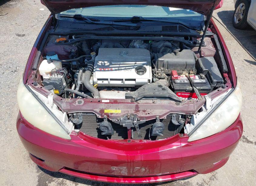 Photo 10 of 2005 Toyota Camry LE V6/XLE V6 (VIN 4T1BF30K55U101833)