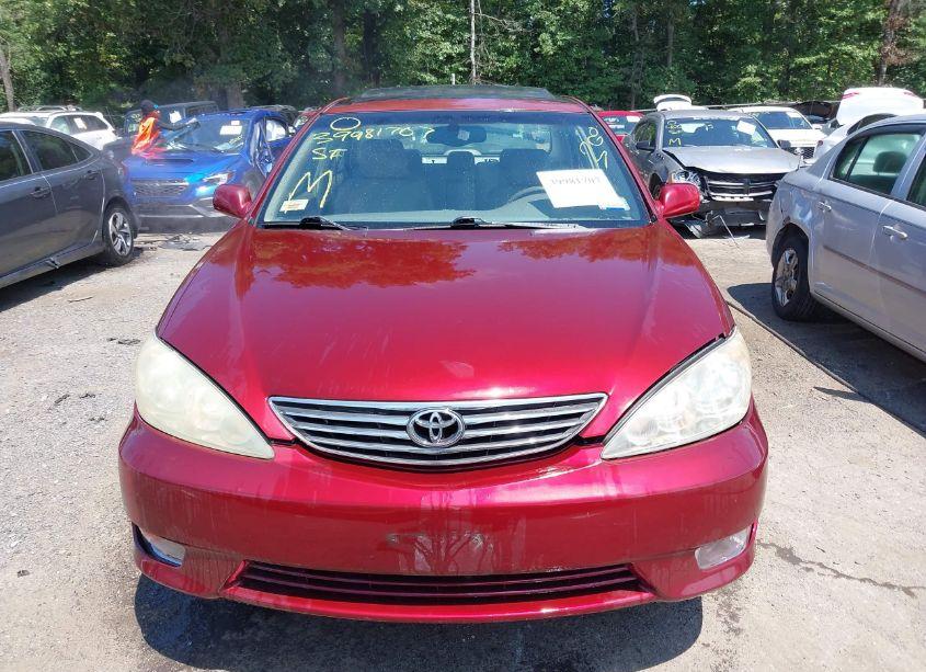 Photo 12 of 2005 Toyota Camry LE V6/XLE V6 (VIN 4T1BF30K55U101833)