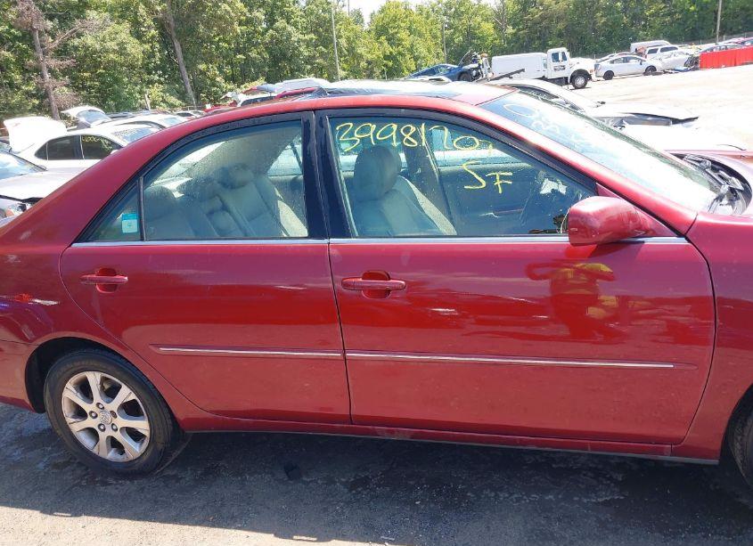 Photo 13 of 2005 Toyota Camry LE V6/XLE V6 (VIN 4T1BF30K55U101833)