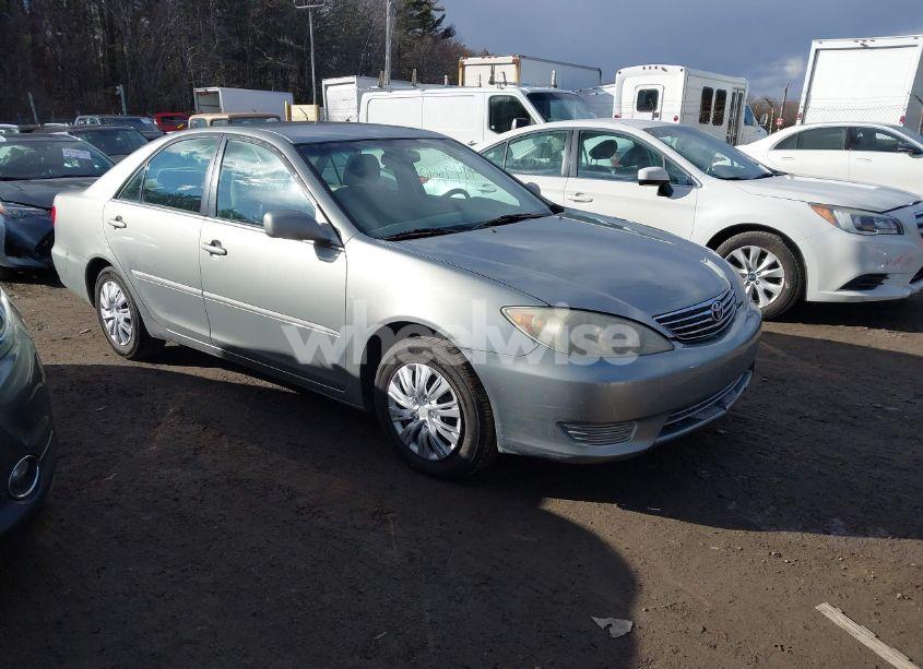 2005 Toyota Camry LE V6 (VIN 4T1BF30K55U615214) main photo