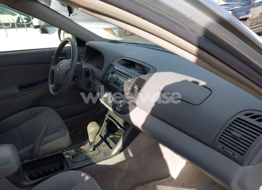 Photo 5 of 2005 Toyota Camry LE V6 (VIN 4T1BF30K55U615214)