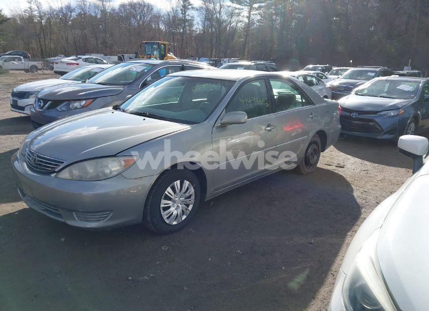 Photo 6 of 2005 Toyota Camry LE V6 (VIN 4T1BF30K55U615214)