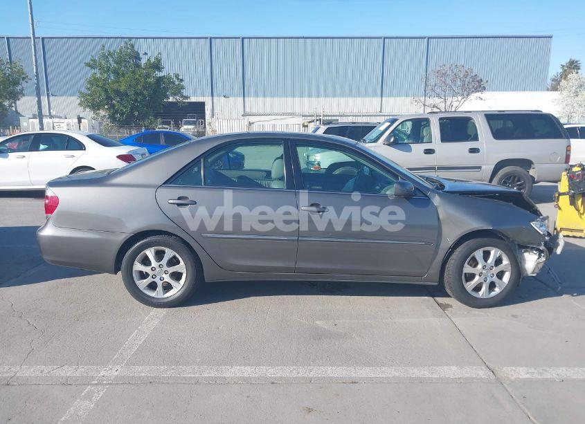 Photo 14 of 2005 Toyota Camry XLE V6 (VIN 4T1BF30K55U619313)