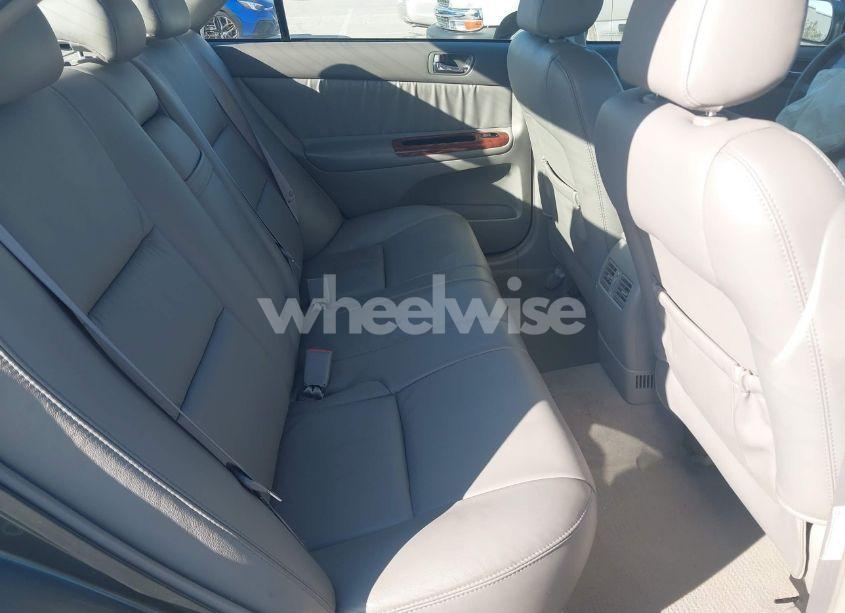 Photo 8 of 2005 Toyota Camry XLE V6 (VIN 4T1BF30K55U619313)
