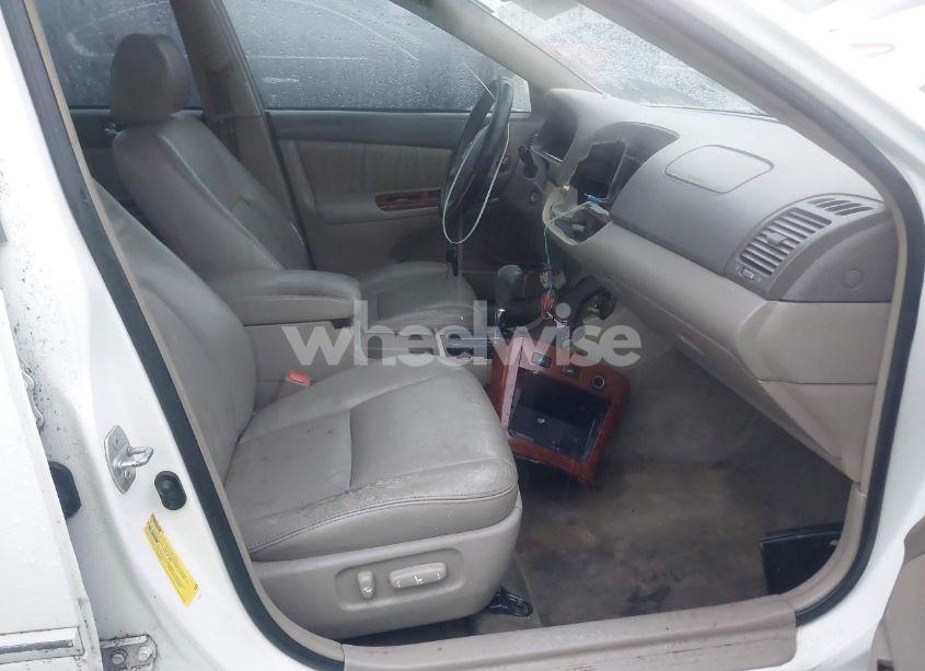 Photo 5 of 2006 Toyota Camry XLE V6 (VIN 4T1BF30K56U628255)