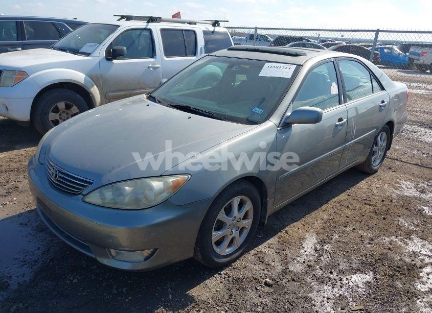 Photo 2 of 2006 Toyota Camry XLE V6 (VIN 4T1BF30K56U631012)