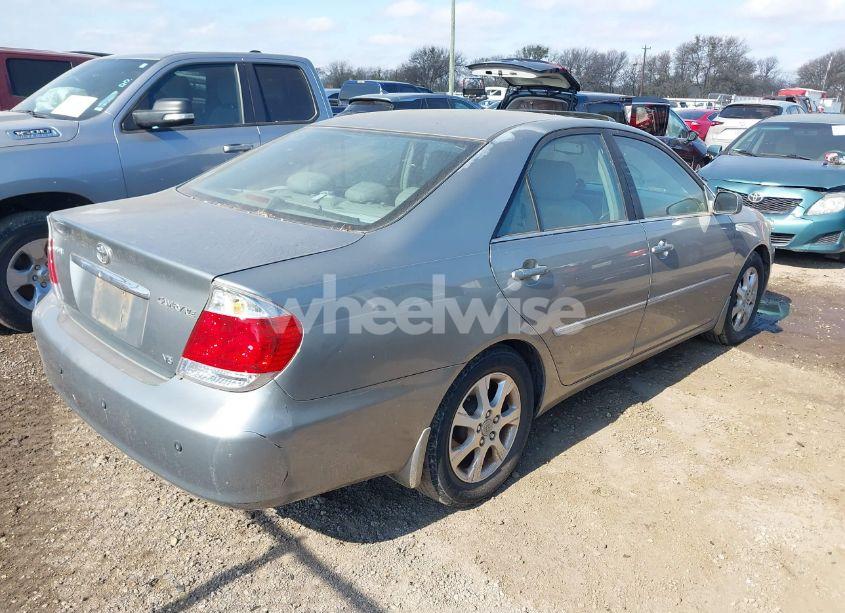 Photo 4 of 2006 Toyota Camry XLE V6 (VIN 4T1BF30K56U631012)